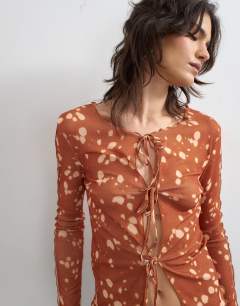 Mesh tie front long sleeve top in deer print