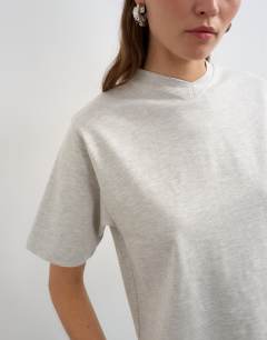 Model wearing Micro v-neck tee in grey marl