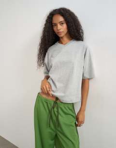 Micro v short sleeve t-shirt in grey marl