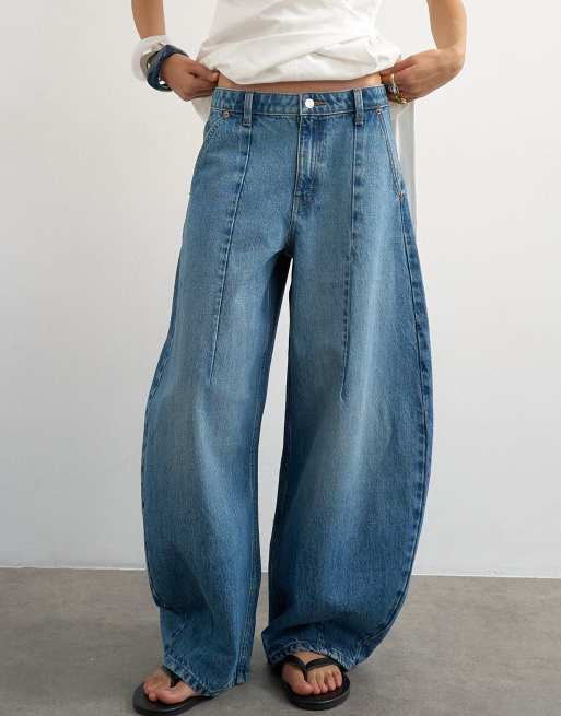 Topshop mid-rise darted horseshoe barrel jeans in mid blue, 2 of 5