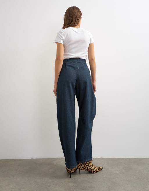 Topshop mid rise overlap barrel jean in sulphur blue, 3 of 10
