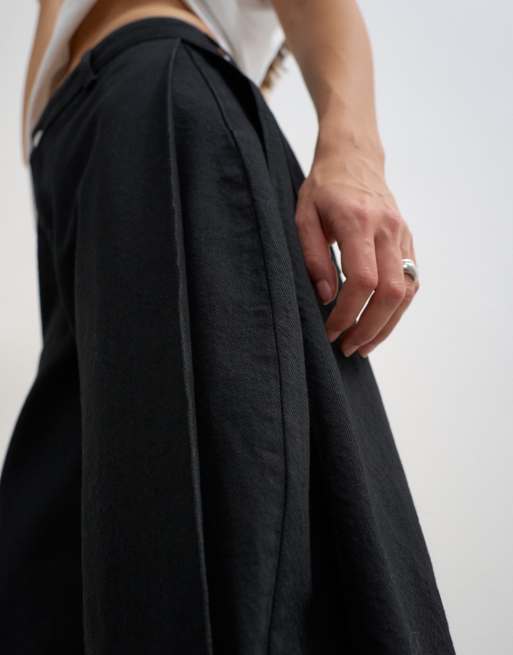 Topshop mid rise side pleat balloon jeans in black, 5 of 10