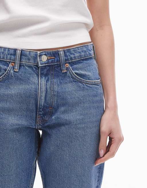 Topshop mid rise straight cropped jean with raw hems in mid blue , 4 of 5