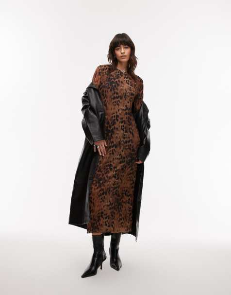 Topshop – Midaxi-Kleid in Braun mit Rehkitz-Print und Knitterstruktur - view 1