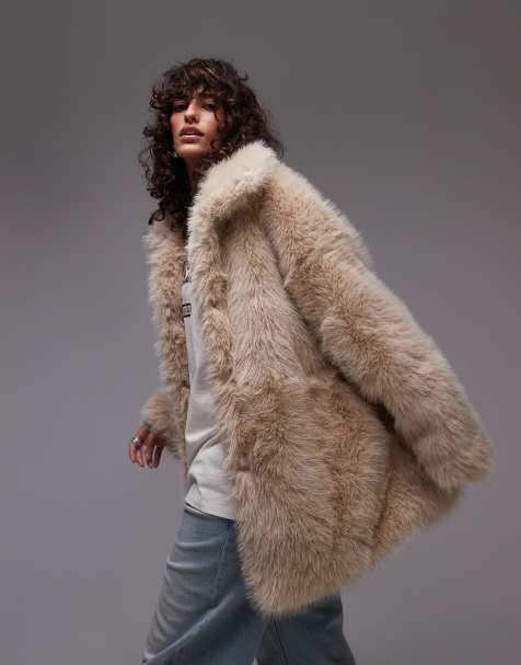 Topshop – Midi-Mantel aus Kunstpelz in Honigbraun mit Stehkragen - view 1
