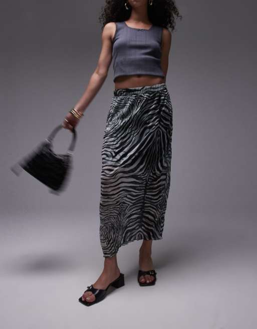 Topshop - Midi rok van kreukelstof met abstracte print in zwart-wit