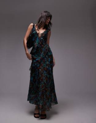Topshop - Midi-Trägerkleid in grün geblümt mit Rüschen-Bunt