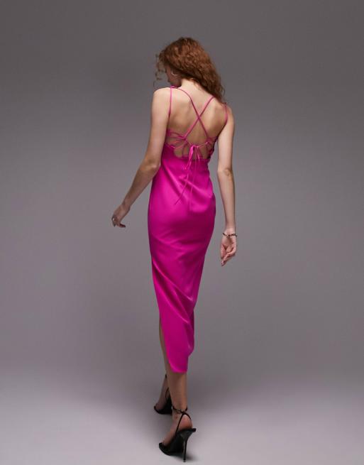 Topshop – Midi-Trägerkleid in Pink mit Riemchendesign am Rücken
