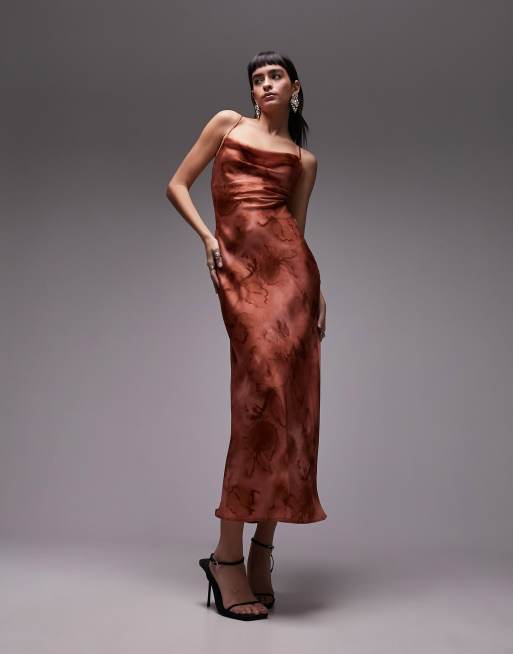 Topshop – Midi-Trägerkleid mit Tintenfleck-Blumenmuster