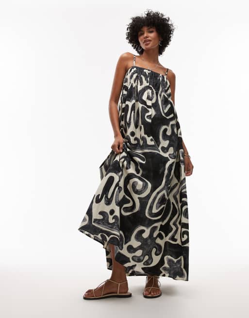 Topshop – Midikleid zum Reinschlüpfen aus Leinenimitat mit Print in Schwarz-Weiß und gesmoktem Dekolleté