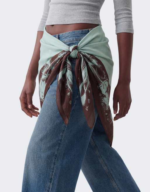 Topshop midjebälte med blommigt tryck i chokladbrunt och turkos, 2 av 4