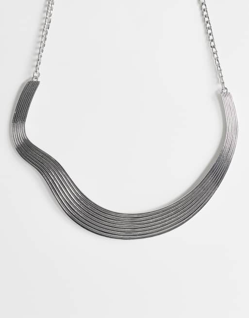 Topshop Miles statement-chokerhalsband i silver, 2 av 4