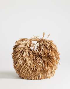 Milo straw fringe grab bag in natural