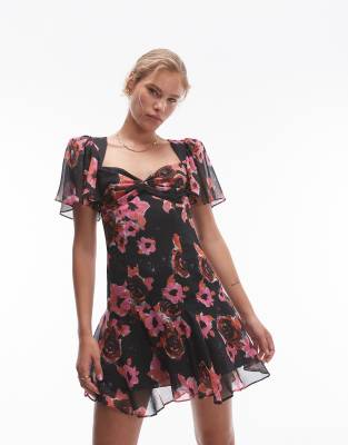 Topshop - Mini-Freizeitkleid in Schwarz mit verdrehtem Detail und rosa Blumenmuster-Bunt