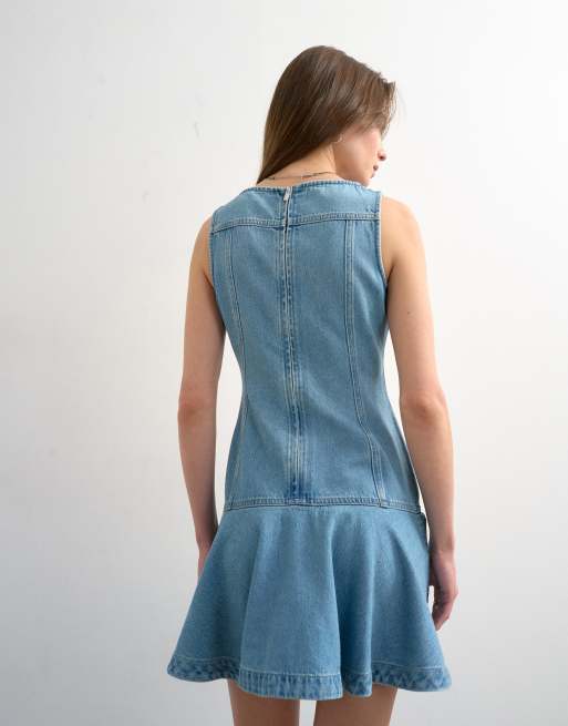 Topshop – Mini-Jeanskleid in Bleach-Waschung mit Ziernaht, 2 von 4
