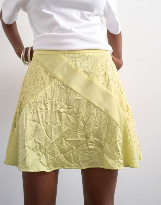Topshop - Mini-jupe fluide en satin et tissus variés - Citron vert pâle, 2 de 5