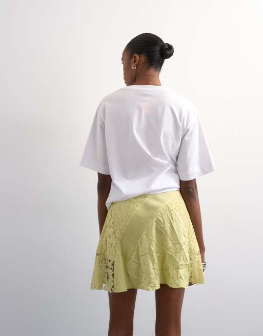 Topshop - Mini-jupe fluide en satin et tissus variés - Citron vert pâle, 5 de 5