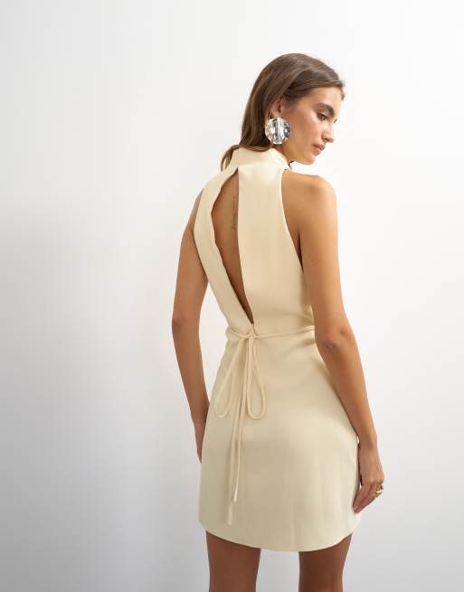 Topshop Mini-Kleid aus schwerem Crêpe mit hohem Wasserfallausschnitt und Bindegürtel in Cremeweiß, 3 von 4
