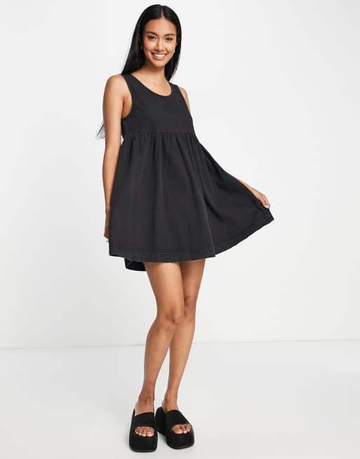 Topshop - Mini-sommerkjole i forvasket sort denim 