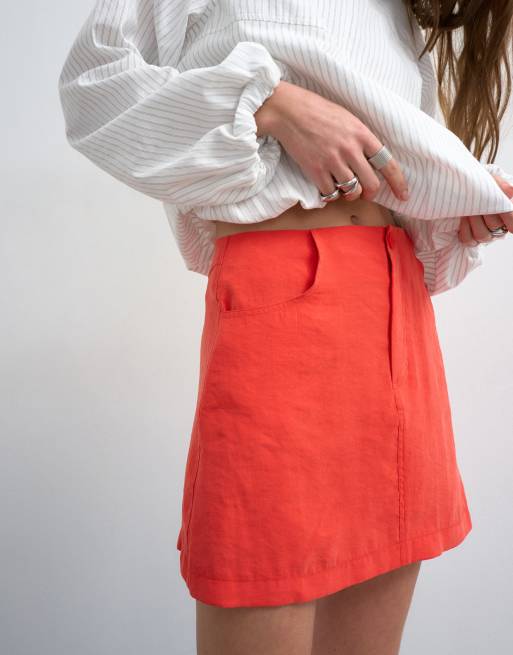 Topshop - Minigonna in morbidissimo cupro rossa, 4 di 5