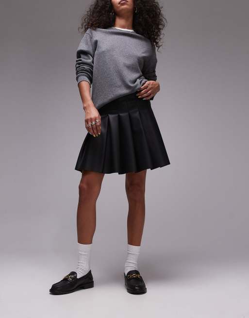 Topshop - Minigonna nera in pelle sintetica a pieghe