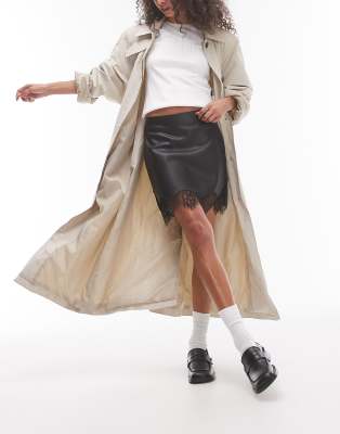 Thumbnail - Topshop - Minirock aus Kunstleder in Schwarz mit Spitzeneinsatz