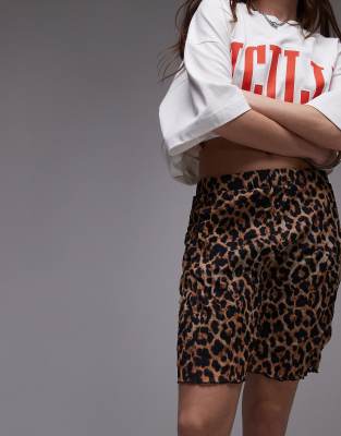 Topshop - Minirock mit Leopardenmuster und Kräuselstruktur-Braun