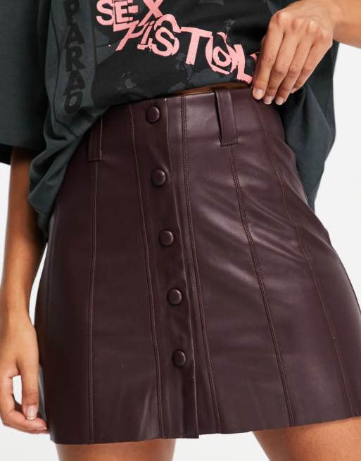 Topshop - Minirok met leerlook, knopen en naden in bordeaux, 3 van 4