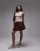 Thumbnail 1 van 5