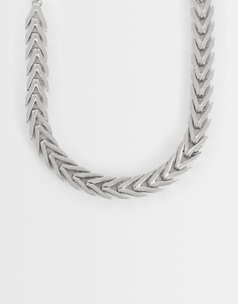 Topshop Molly collar length arrow necklace in silver - view 1