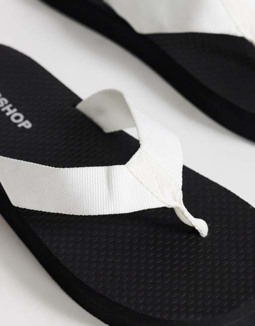 Topshop - Molly - Teensandalen in zwart en wit, 3 van 4