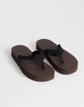 Topshop Molly toe thong sandal in chocolate