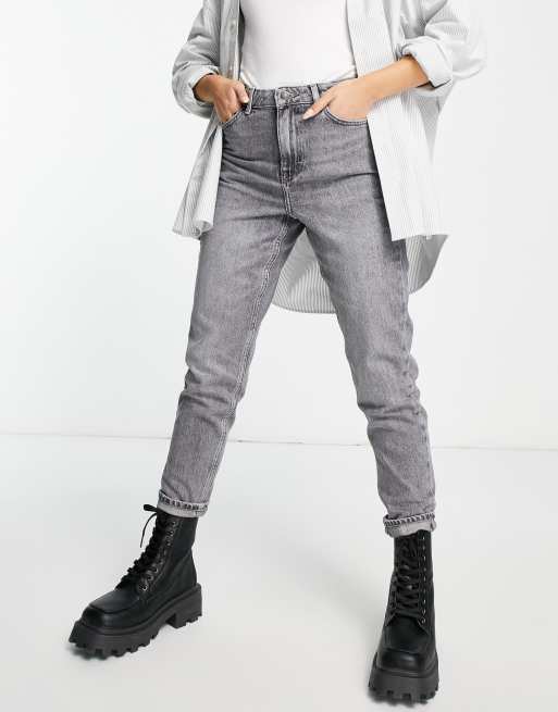 Levi's 80s Mom Jean in Grey