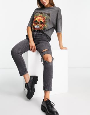 Topshop Mom jean with knee rip in washed black