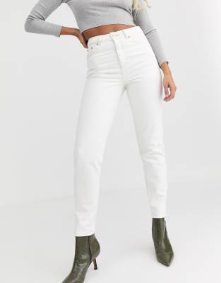 Topshop - Mom jeans in gebroken wit | ASOS
