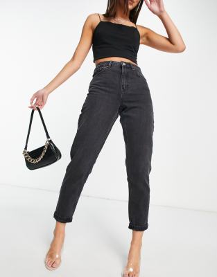 black tapered mom jeans