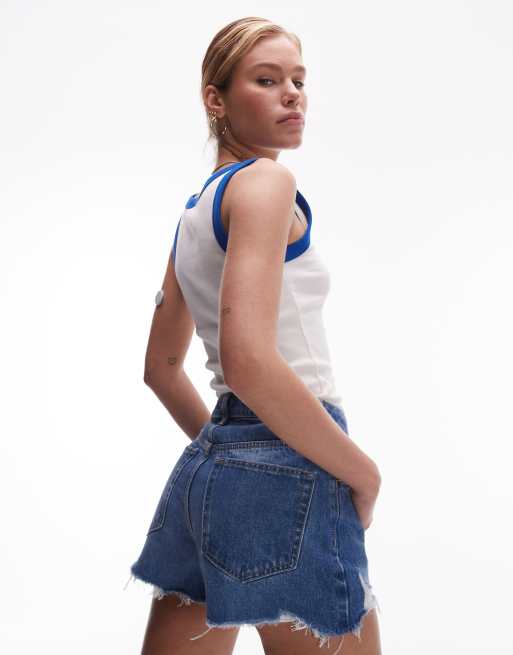 Topshop - Mom shorts svasati in denim blu medio con strappi, 5 di 5