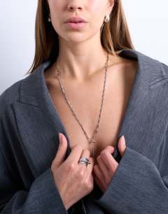 Model wearing Morgan stainless steel twisted long chain necklace in silver