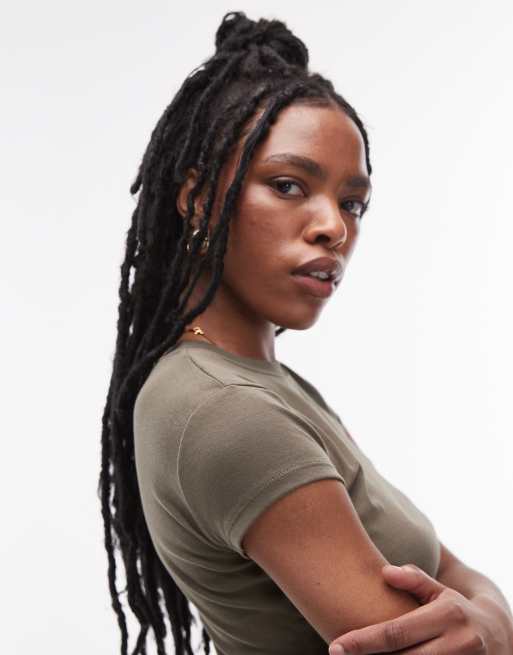 Topshop – Mörk, khakifärgad och vardaglig t-shirt 
