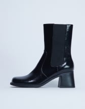 Topshop Myra block heel chelsea boot in black