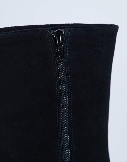 Topshop – Nadie – Ankle-Boots aus Wildleder in Schwarz mit eckiger Spitze und Absatz, 2 von 4