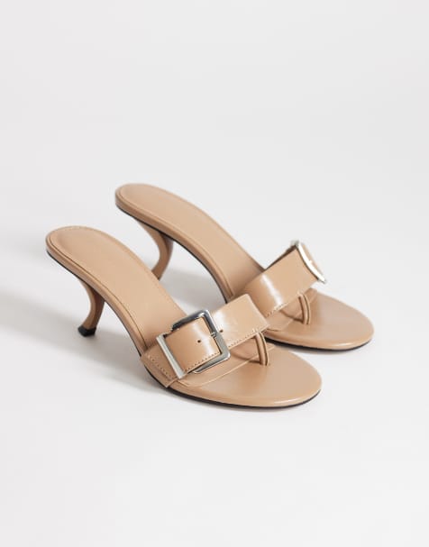 Topshop Nadine mule na średnim obcasie z klamrą w kolorze taupe - view 1