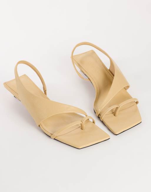 Topshop Nadir asymmetrische Sandale mit mittelhohem Absatz in Mink, 2 von 4