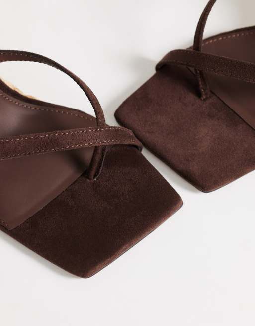 Topshop Naomi raffia wedge toe thong mule sandal in chocolate faux suede, 3 of 4