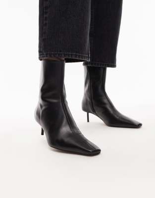 Topshop - Narla - Ankle-Boots in Schwarz aus hochwertigem, echtem Leder mit hohem, spitzem Absatz