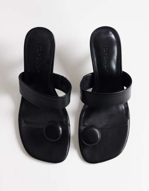 Topshop - Natalie - Sandalias de dedo negras de tacón medio angular, 3 de 4