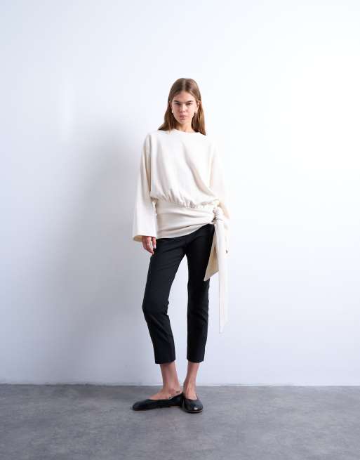 Topshop – Naturvit, mjuk T-shirt i oversize med långa ärmar och knytning i midjan