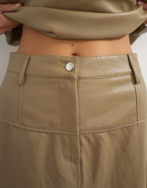 Topshop nederdel i imiteret læder med barrel-snit i taupe, 2 af 5