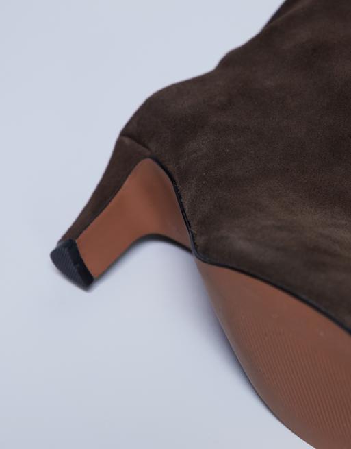 Topshop Nelly real suede pointed toe slouchy boots in chocolate, 4 of 4