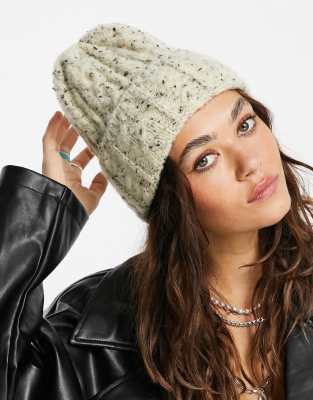 TOPSHOP NEPPY CABLE KNIT BEANIE IN CREAM-WHITE,NEPPY CABLE KNIT BEANIE CREAM